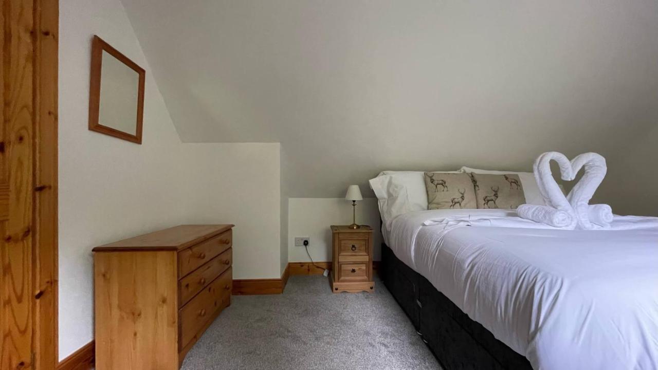 Kerrowdown Cottage-Self Catering For 4 In The Highlands Drumnadrochit Esterno foto